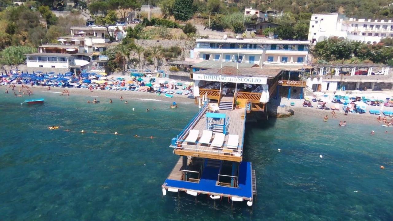 فندق Lo Scoglio Marina del Cantone المظهر الخارجي الصورة
