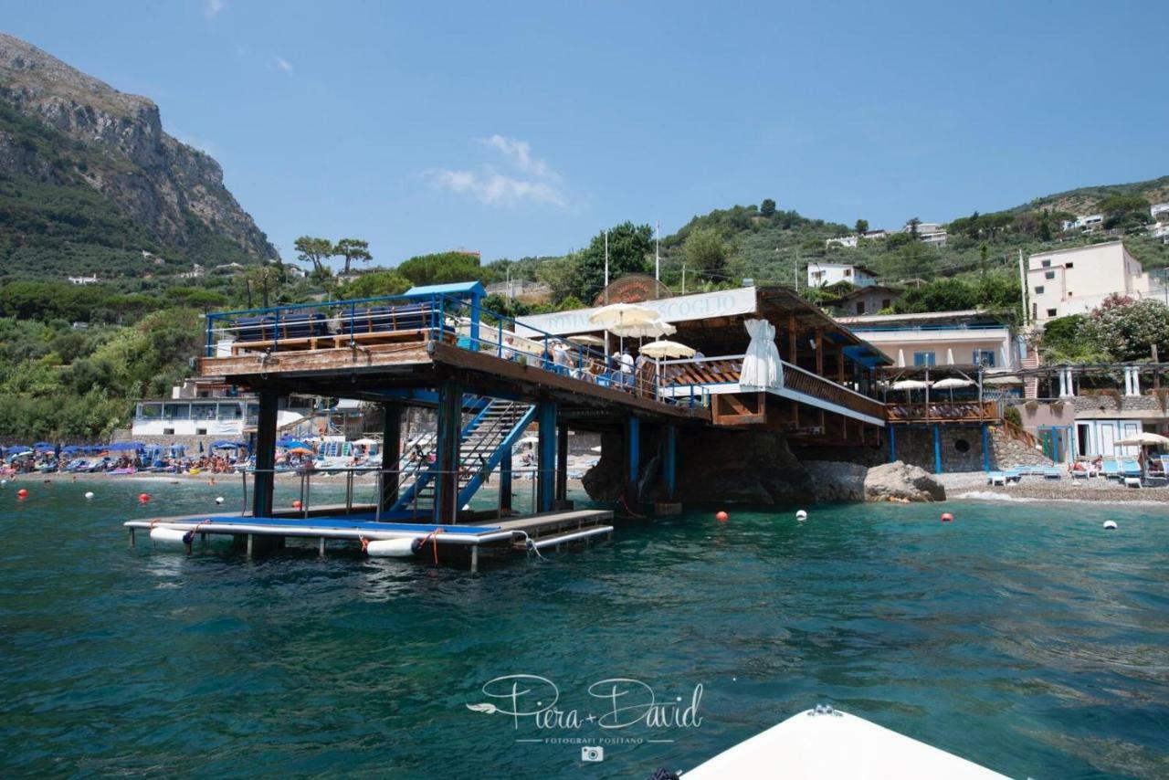 فندق Lo Scoglio Marina del Cantone المظهر الخارجي الصورة