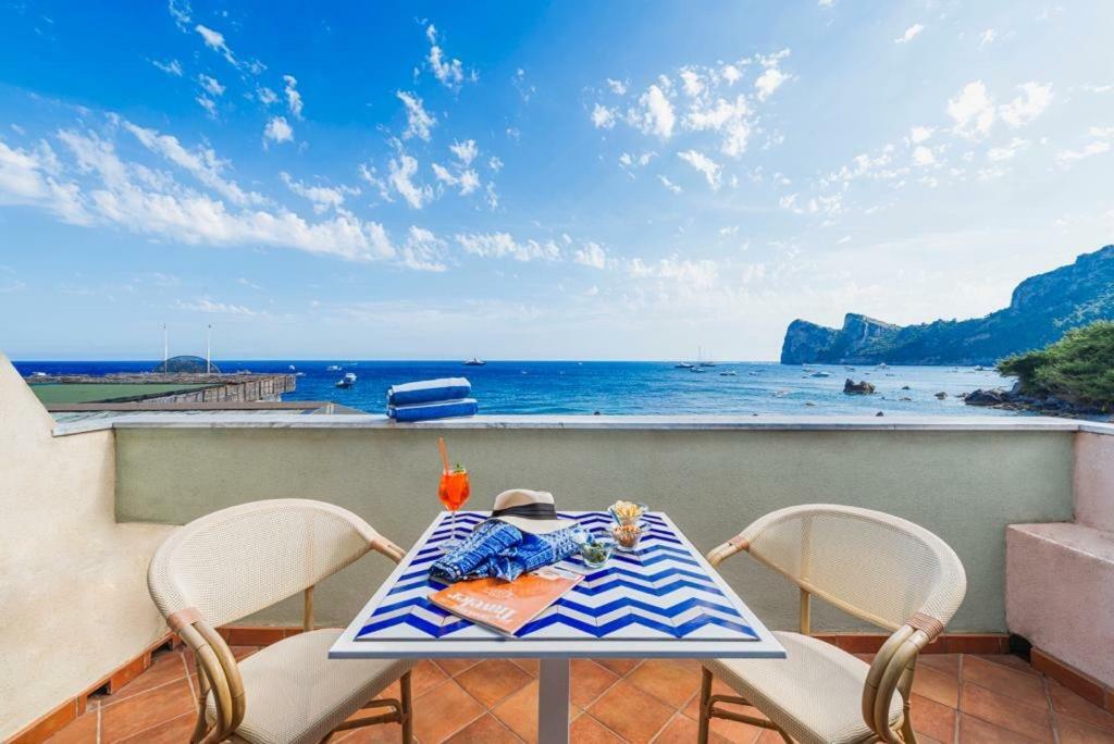 فندق Lo Scoglio Marina del Cantone المظهر الخارجي الصورة